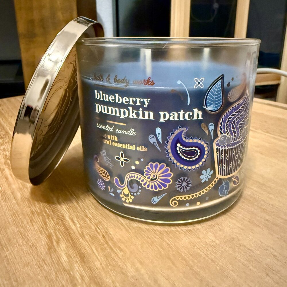 Blueberry Pumpkin Patch 3-Wick Candle Bath & Body Works/White Barn BBW NWT